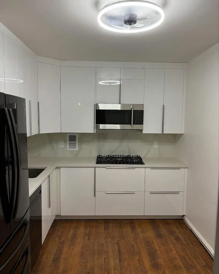 Renovated kitchen with quartz countertops in Church Hill